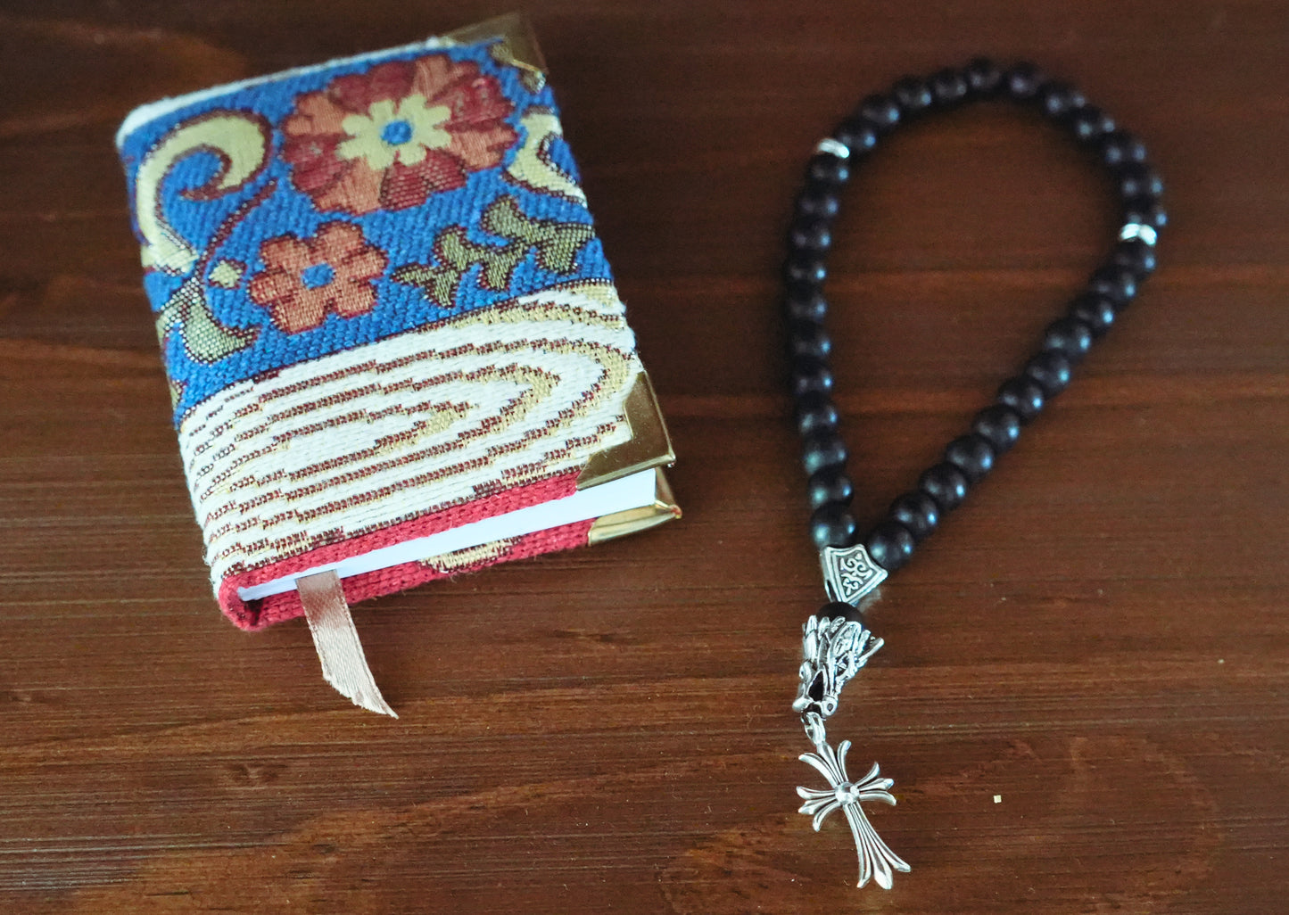 Orthodox Black Onyx Prayer Beads with Ornate Cross – 33 Beads – Handmade Assembly